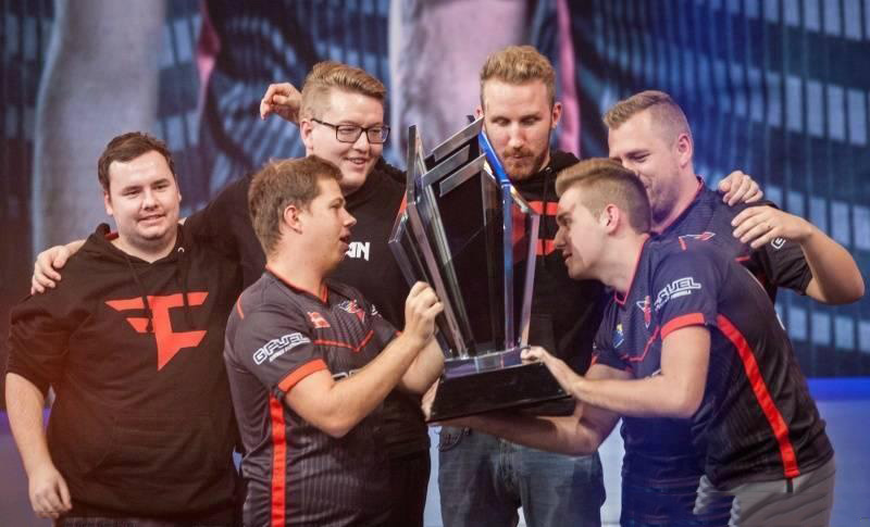 LPL全明星周末传奇赛来袭，老OMG大战老EDG