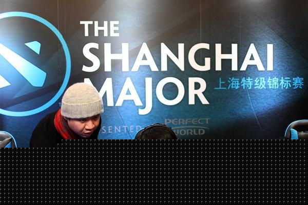 哪里是 Jiwoo 在奔跑！ Chovy + Kiin 疯狂攻击 GIDEON 以抢夺Baron， Generation Gaming 领先