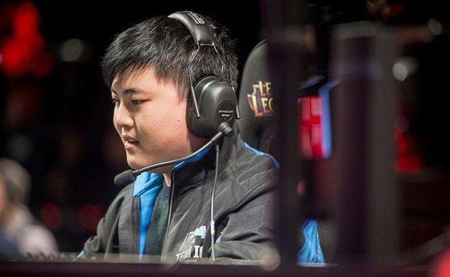 Astralis 和 Heroic 争夺 IEM Dallas 2025 的最后一个名额 - IEM Dallas 2025 结果：欧洲预选赛